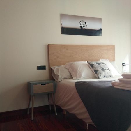Apartamento Completo Con Parking Privado Y Wifi En San Roque Vigo Zewnętrze zdjęcie