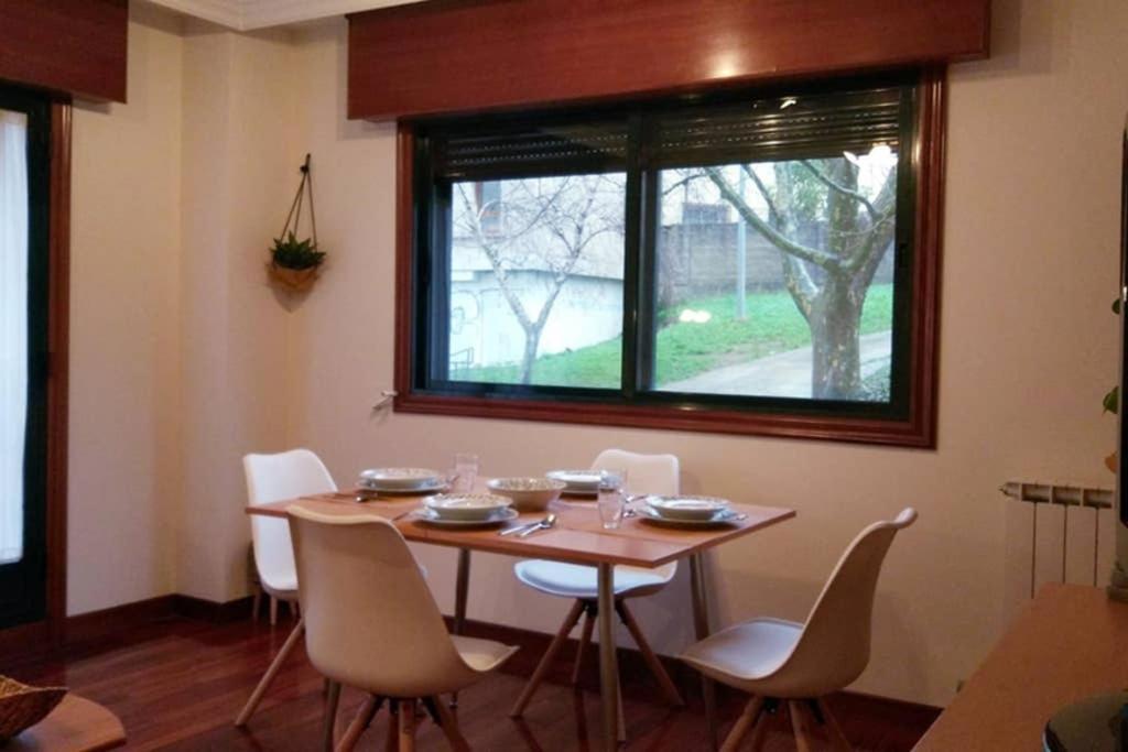 Apartamento Completo Con Parking Privado Y Wifi En San Roque Vigo Zewnętrze zdjęcie