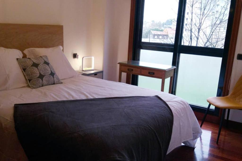 Apartamento Completo Con Parking Privado Y Wifi En San Roque Vigo Zewnętrze zdjęcie